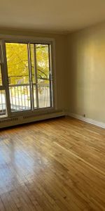 1 1/2 rénové à Dorval près des services - Photo 4