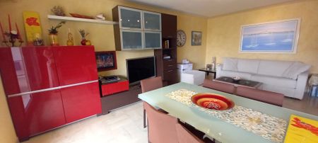 Location Appartement 2 pièces 54m² CAGNES SUR MER 06800 - Photo 2