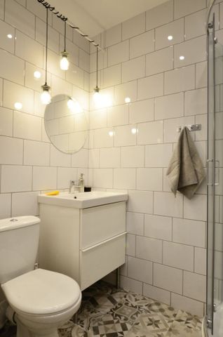 Kawalerka na wynajem Wola/Muranów, Dzielna 7B - Photo 2