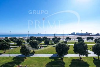 Apartamento T4 em Porto