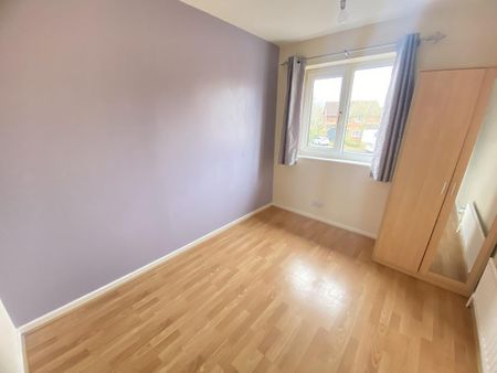 2 bedroom semi-detached house to rent - Photo 2