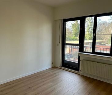 Ruim gerenoveerd eerste verdiep in woonpark bij dorpscentrum - Foto 6