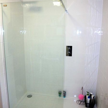 Ethelbert Road, Canterbury - Photo 4