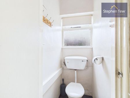 3 bedroom terraced house to rent - Photo 2