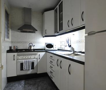 2-bedroom apartment for rent in el Camp de l'Arpa del Clot, bills included - Foto 1