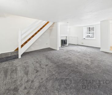 2 Bedroom Terraced House for Rent - Photo 1