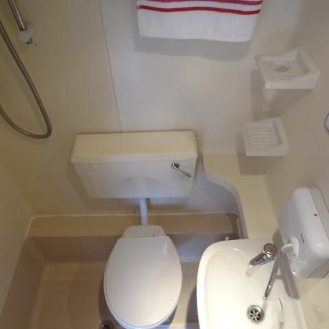 Flat 01 West Cromwell Road, Earls Court SW5 9QL - Photo 1