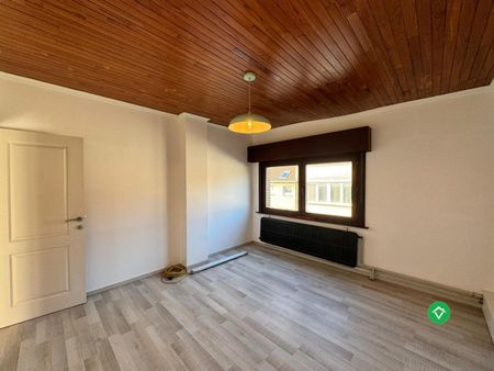 Woning met 2 slaapkamers en garage te Oostende - Photo 5