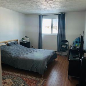 Superbe appartement 4 1/2 à Charlesbourg pour Mars - Photo 2