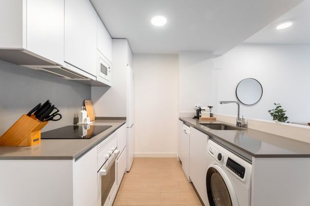 Piso de alquiler en Calle Islas Caimán, 3, El Olivar - Photo 1