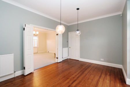 Weston Green, Thames Ditton, KT7 - Photo 5