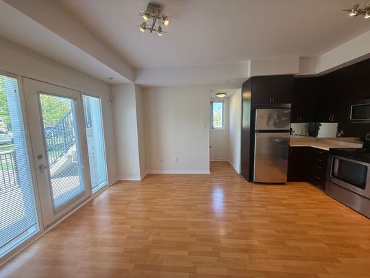 For Lease - 5055 Oscar Peterson Boulevard Unit# 8, Mississauga, Ontario - Photo 1