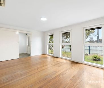 24 Tasman Drive, Bundoora, Vic 3083 - Photo 4