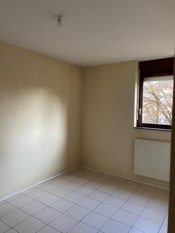 Location Appartement 3 pièces 68m² LA MOTTE SERVOLEX 73290 - Photo 2