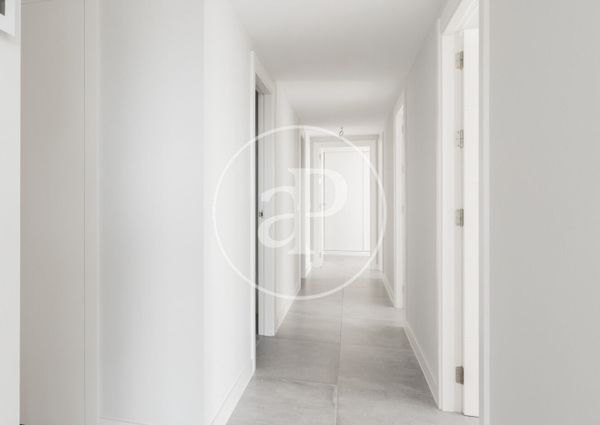 Flat for rent in Badalona