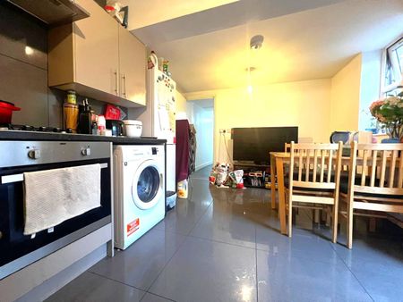 3 Bed Flat, Haringey, N4 - Photo 4