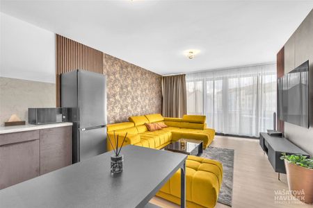 Pronájem bytu 2+kk 60 m², Pražská třída , Hradec Králové - Фото 2