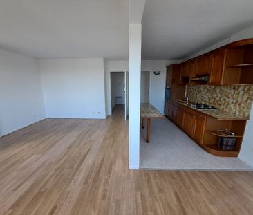 Location Appartement 3 pièces 68m² - Photo 1