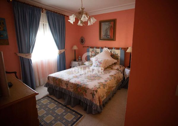 Chalet Adosado en alquiler en Casares – Málaga | Gilmar Consulting