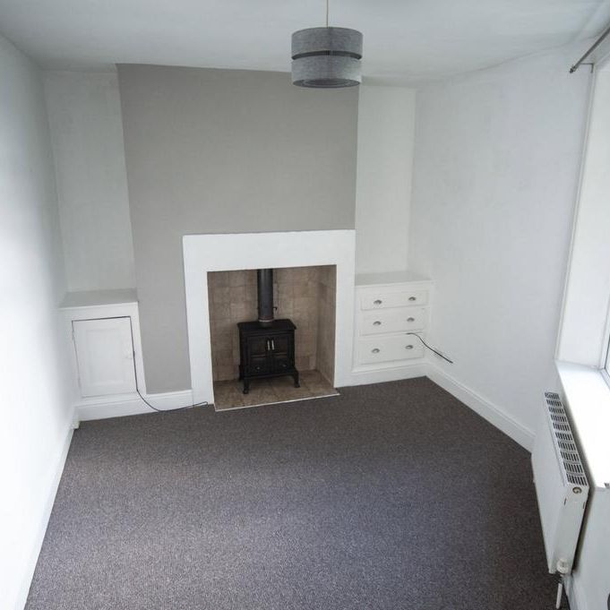 3 bedroom end of terrace house to rent - Photo 1