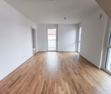 2-Zimmer-Dachgeschoß-Wohnung mit Balkon – in 1230 Wien! - Photo 2