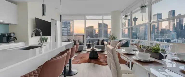 Move-In Ready Guardian Condo | Designer Western Décor | 2 Beds + Parking + Views | 1188 3 Street Southeast, Calgary - Photo 1
