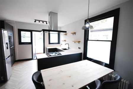 2 bedroom maisonette to rent - Photo 2