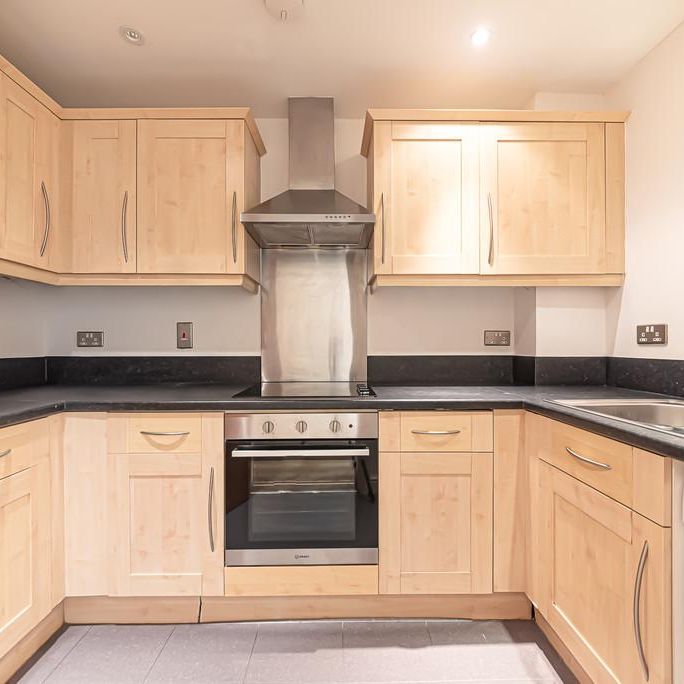 2 bedroom flat to rent - Photo 1