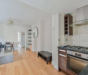 2 bedroom maisonette to rent - Photo 5