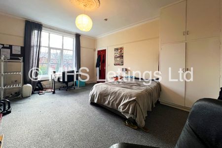 6 Bedroom Mid Terraced House for rent in Victoria Road - Photo 3