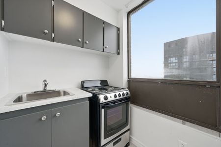 For Lease - 2360 Dundas Street Unit# 2719B, Toronto, Ontario - Photo 3