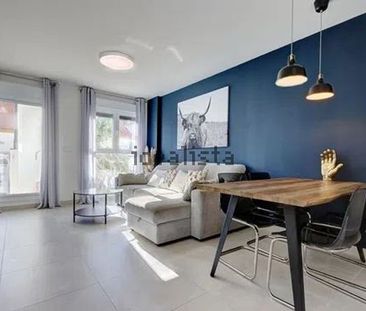 Alquiler de piso en Avenida Reina Sofía, 13 - Photo 3