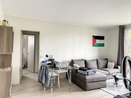 Location Appartement 2 pièces 53m² TROYES 10000 - Photo 2