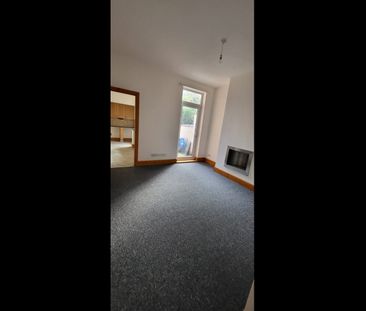 2 Bed Terraced House, Tyndale Street, LE3 - Photo 2