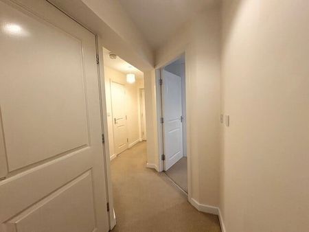 Clarendon Gardens, Bromley Cross, BL7 - Photo 3
