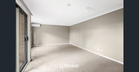 Perfectly Located - Freshly Painted and New Carpet - Photo 3