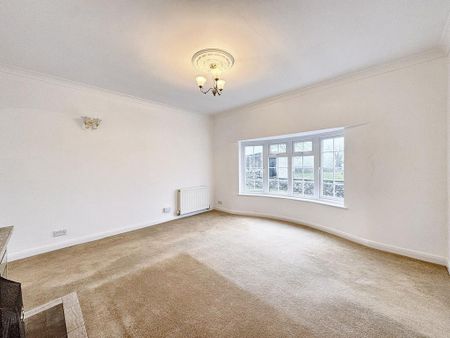 4 bedroom detached house to rent - Photo 2