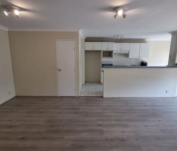 This 2 bedroom highrise apartment in the heart of Bankstown - Photo 2