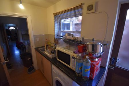 5 bedroom house to rent - Photo 3