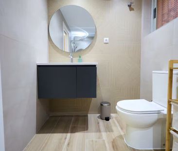Carrer de Sant Rafael, Valencia, Valencian Community 46011 - Foto 6