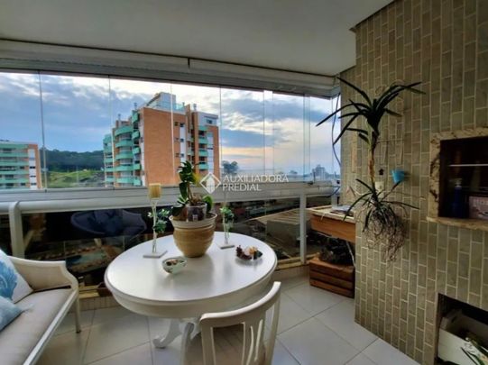 Cobertura com 4 quartos e 190m² para alugar em Trindade, Florianópolis. - Foto 1