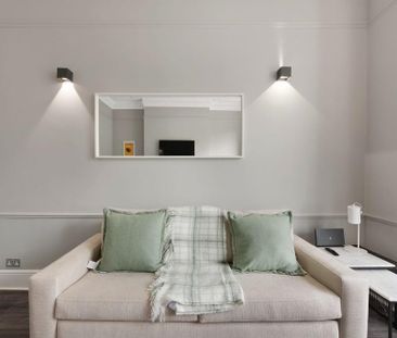 Avenue Road, Acton, London, W3 8QJ - Photo 1