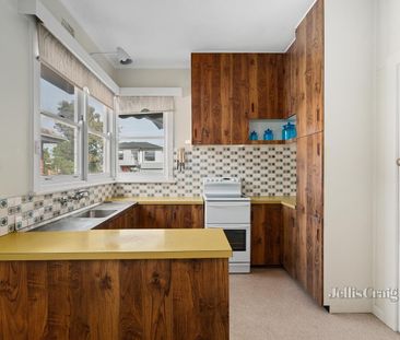 22 Moylan Street, Bentleigh East - Photo 2