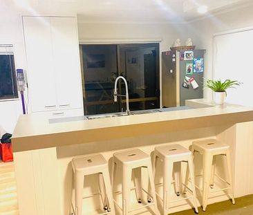 King of Cullen 5BR Home with Spa and Views!! - Photo 6