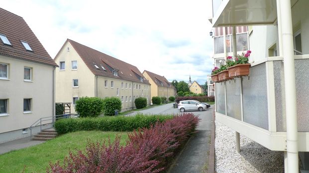 Rositz, Modernisierte Zwei-Raum-Wohnung mit Balkon (ME123) - Foto 1