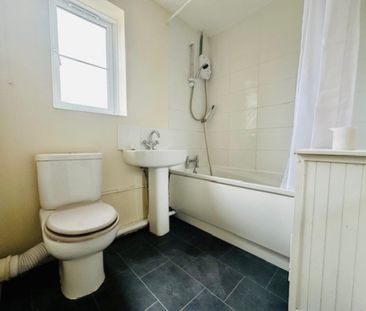 Prestatyn Close, Stevenage - Photo 5