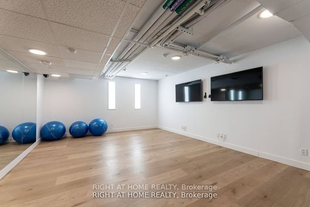 For Lease - 897 College Street Unit# 416, Toronto, Ontario - Photo 1