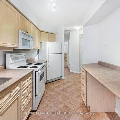 2365 Queen St E - 1 bed 1 bath unit with underground parking - Photo 3