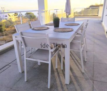 Alquiler de ático en Calle Alta Mar - Photo 1