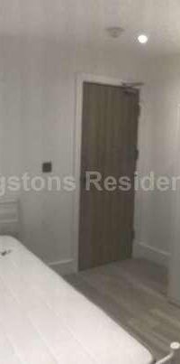 Colum Road, Cathays, CF10 - Photo 1